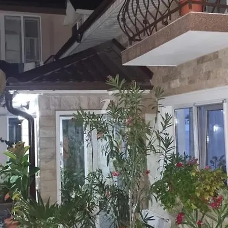 度假居 Casa Genoveva 艾福雷诺德